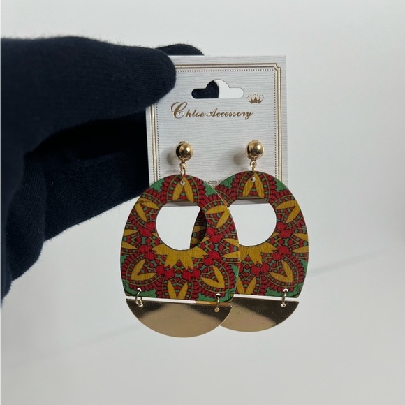 Chloe Accessory Accessories - Chloe Accessory Women’s Wooden Boho Lightweight Dangle Earrings